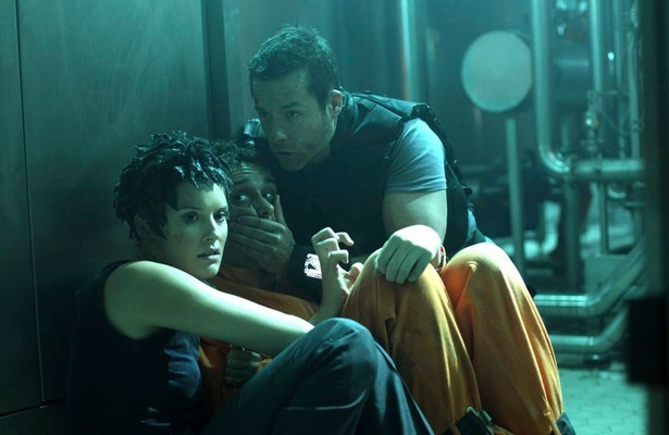 Guy Pearce in Lockout