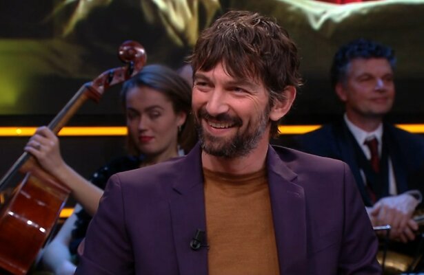 Michiel Huisman bij Renze