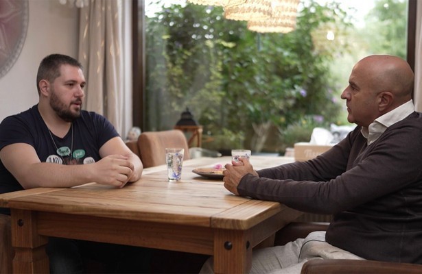 John van den Heuvel voor Ontvoerd