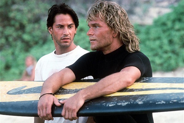 Keanu Reeves infiltreert in surfgroep