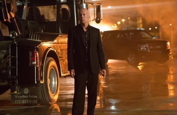 Bruce Willis in Precious Cargo