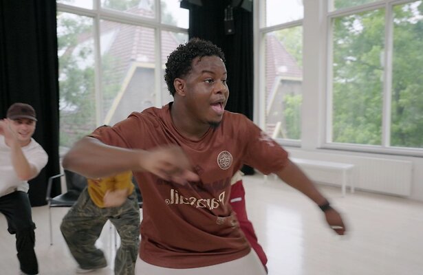 Carlton Walden in Project Dans