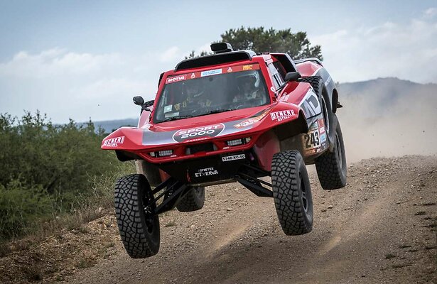 Dakar Tour Chateau Lastours (Dakar 2023)