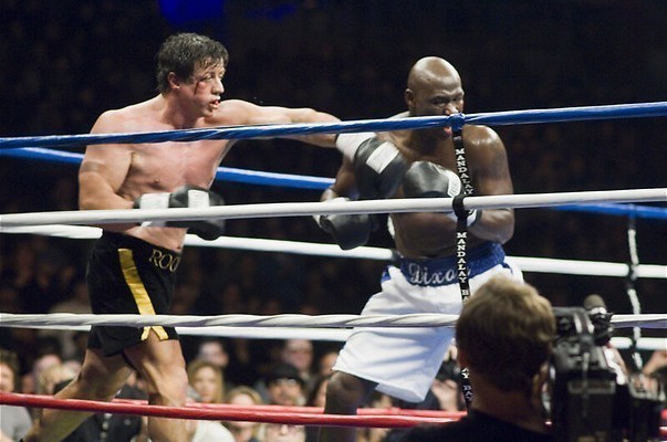 Sylvester Stallone kan het niet laten