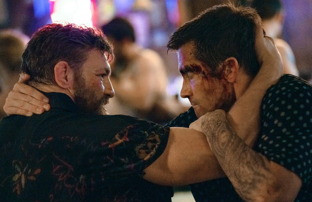 Conor McGregor en Jake Gyllenhaal in Road House