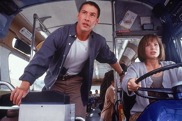 Keane Reeves en Sandra Bullock racen door L.A.