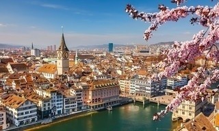 Schweiz - Unterwegs mit dem Postbus