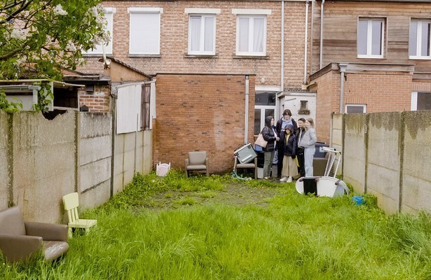 Steenrijk, Straatarm België