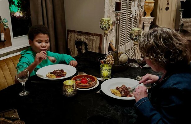 Han en Norma in Steenrijk, Straatarm