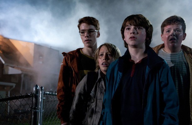 Gabriel Basso, Ryan Lee, Joel Courtney en Riley Griffiths in Super 8