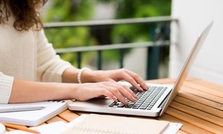 Travailler moins ou autrement : ils ont trouvé la solution pour vivre mieux
