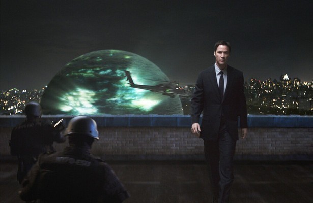 Keanu Reeves in The Day After the Earth Stood Still