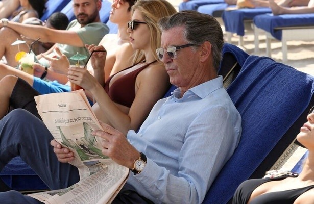 Pierce Brosnan in The Misfits