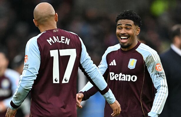 Donyell Malen en Ian Maatsen (Aston Villa)
