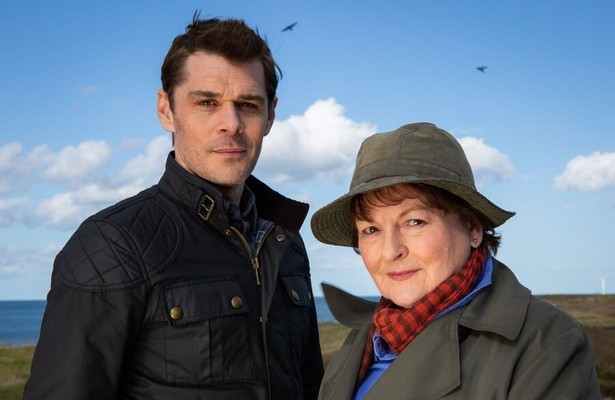 Brenda Blethyn en Kenny Doughty voor Vera