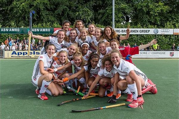 3Doc: Hockeymeisjes