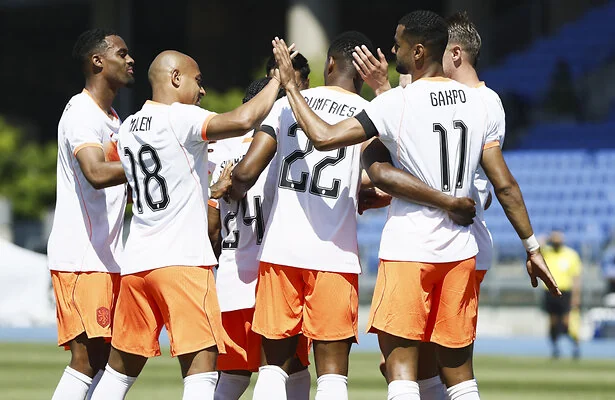 De TV van gisteren: Moeizame overwinning van het Nederlands elftal trekt bijna 1,5 miljoen kijkers