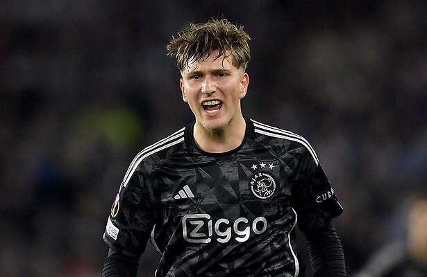 Mika Godts (Ajax)