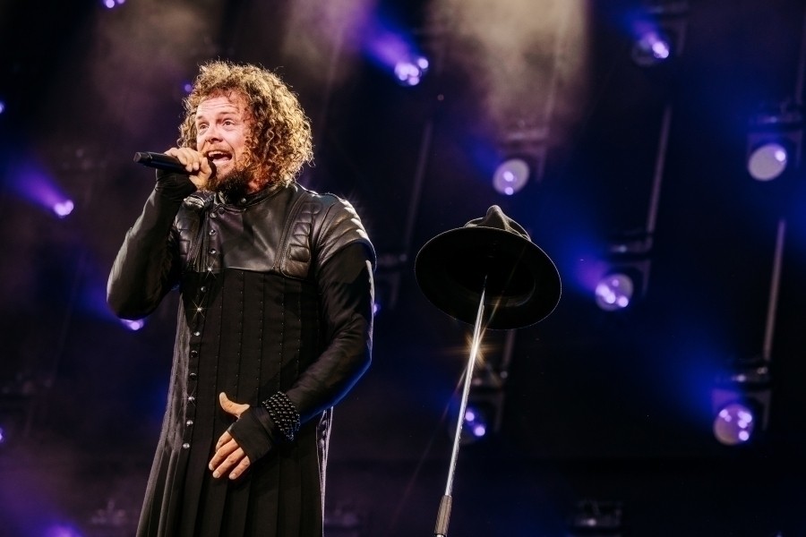 DI-RECT Live in De Kuip