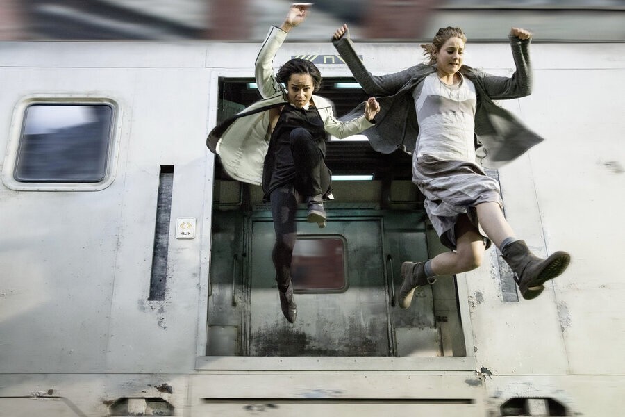 Divergent