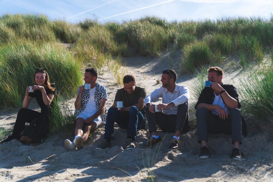 Wie verovert het hart van Mark in Daten in het Dorp op Texel?
