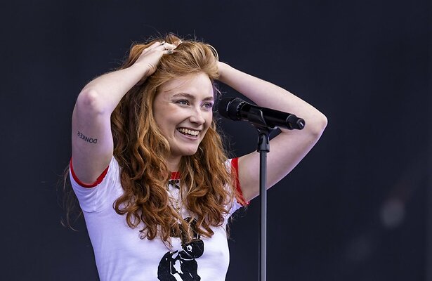 Zangeres Froukje