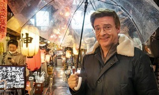 Rhys Darby in Japan