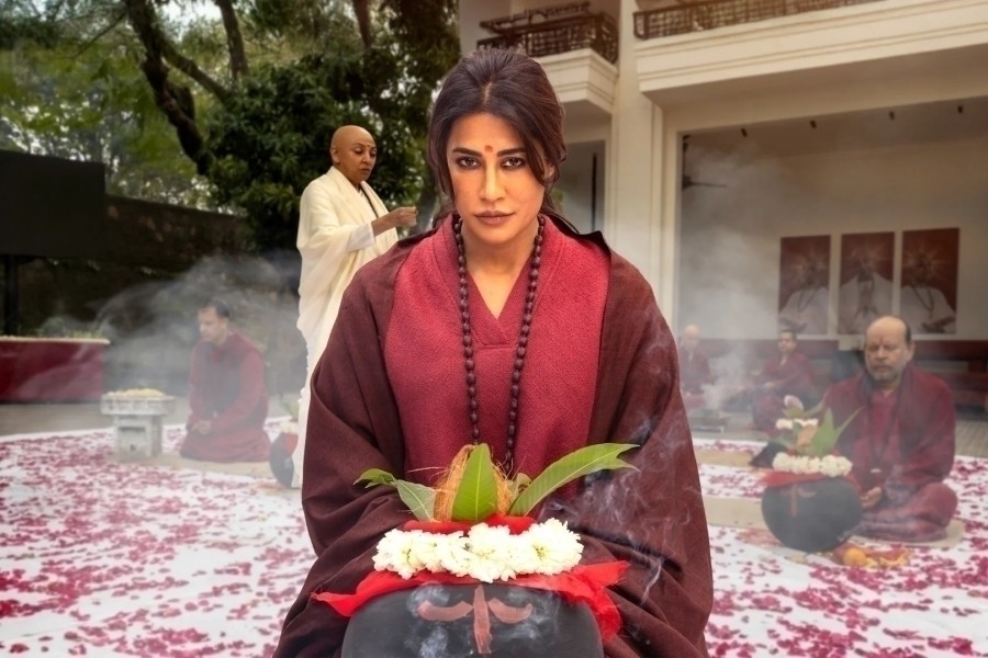 Raat Akeli Hai - The Bansal Murders
