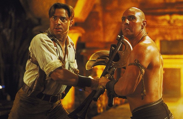 Brendan Fraser en Arnold Vosloo in The Mummy Returns