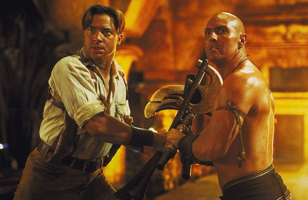 Brendan Fraser en Arnold Vosloo in The Mummy Returns