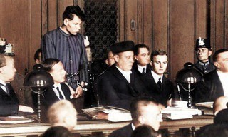1933, l'incendie du Reichstag