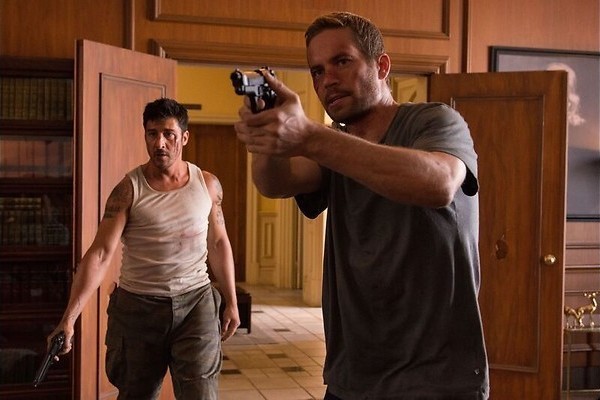 Paul Walker maakt Detroit veilig