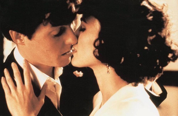Hugh Grant en Andie MacDowell  in Four Weddings and a Funeral