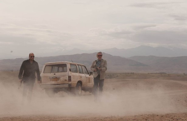 Robert De Niro en Jason Statham in Killer Elite