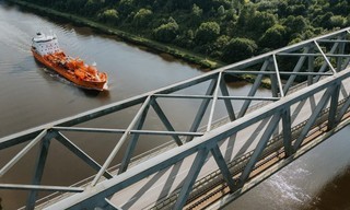 Nord-Ostsee-Kanal - Lotsen, Lasten und Verfall