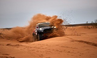Sara Price: Chasing Dakar