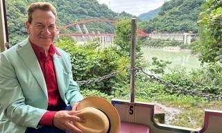 Signed: Great Japanese Railway Journeys