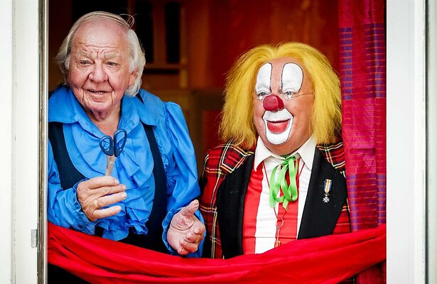 Bassie & Adriaan.