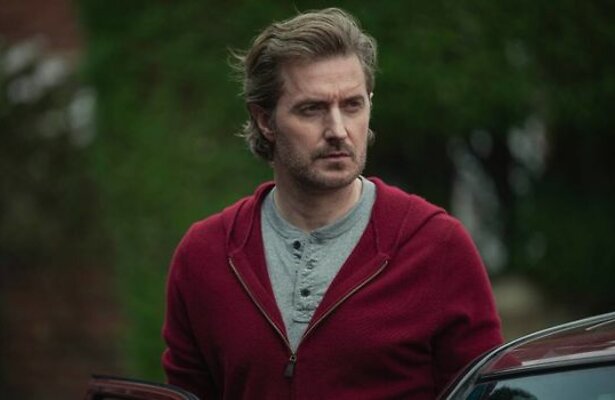 Richard Armitage