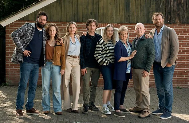 De cast van Woeste Grond