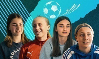 Kicken wie ein Mädchen