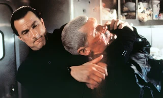 Under Siege 2: Dark Territory