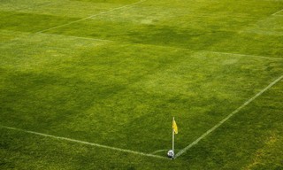 Vriendschappelijk voetbal samenvatting