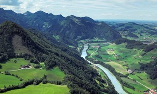 Zwischen Fels und Fluss