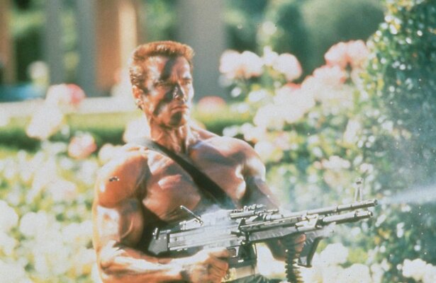 Arnold Schwarzenegger in Commando