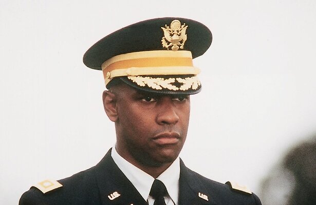 Denzel Washington in Courage Under Fire