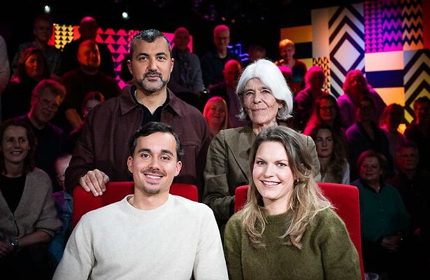 Özcan Akyol, Mats Deijl, Rozemarijn Lubbe, Anna Enquist voor Eus' Boekenclub