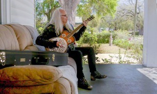 Lynyrd Skynyrd: If I leave here tomorrow