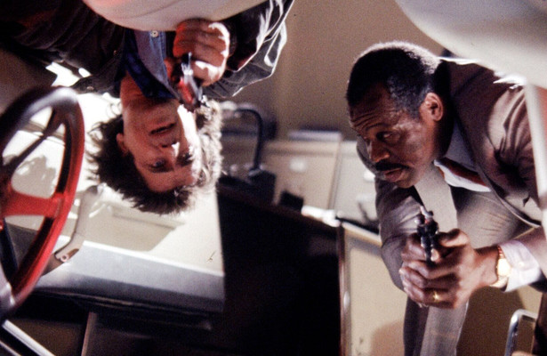 Mel Gibson en Danny Glover in Lethal Weapon 2