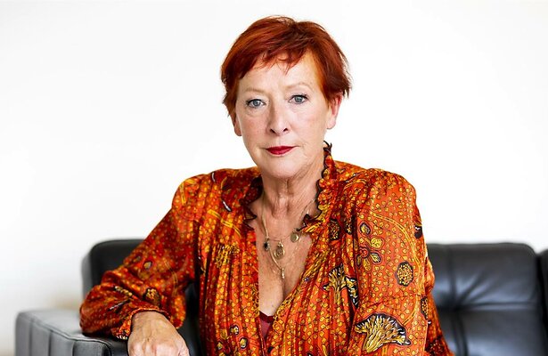 Loes Luca